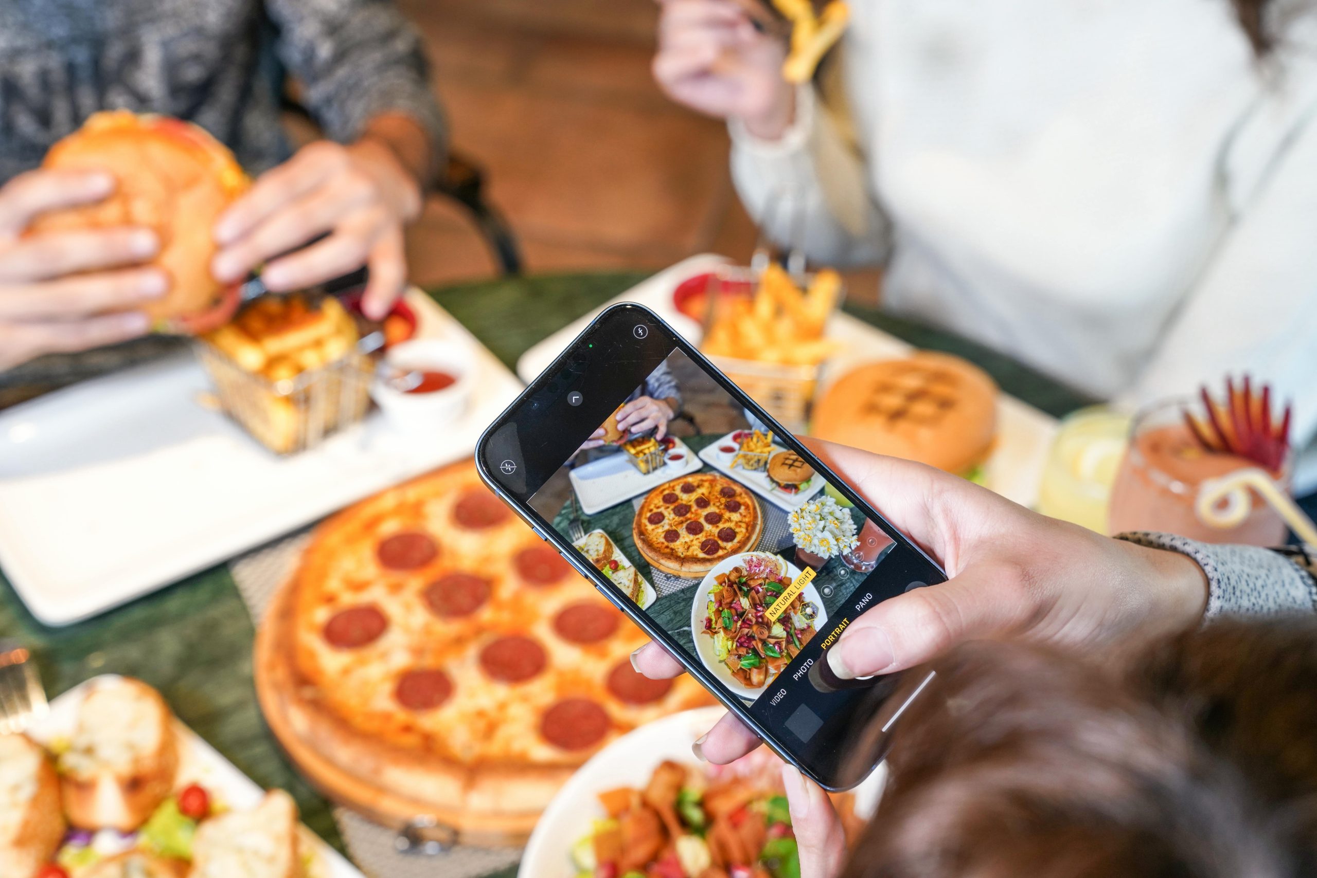 The Modern Foodie’s Journey: Recipes, Trends, and Culinary Creativity