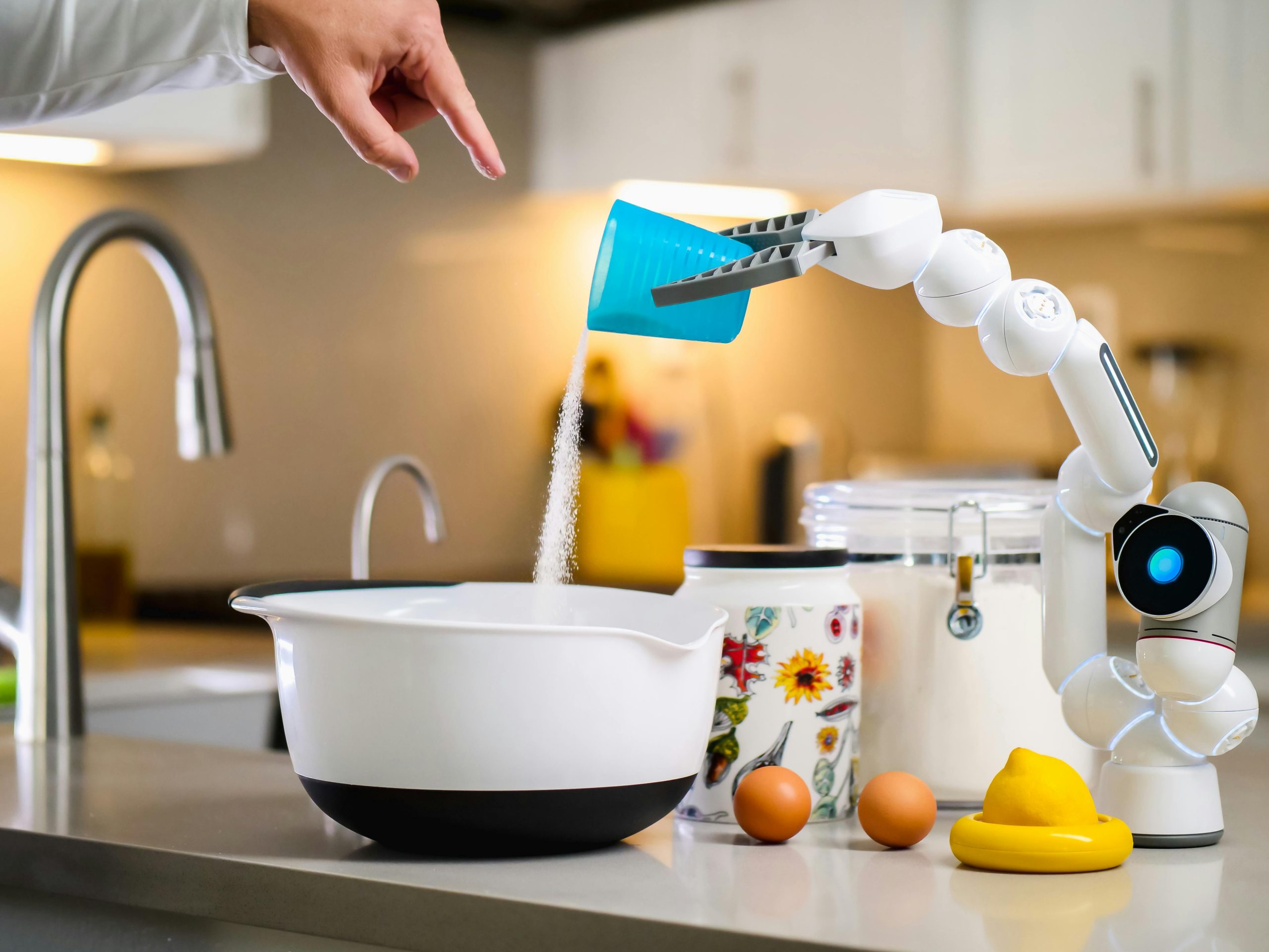 Tech in the Kitchen & on the Farm: AI, Smart Appliances, and Vertical Farming Shaping Our Food Future