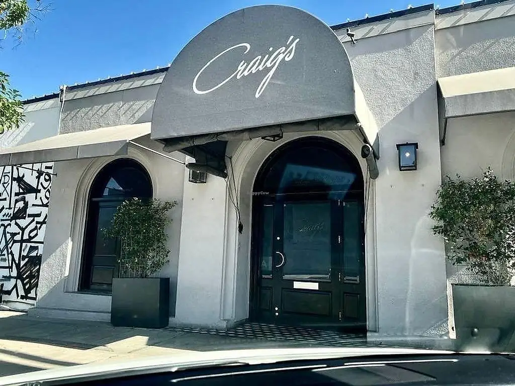 Craig’s: Hollywood’s Favorite Dining Spot
