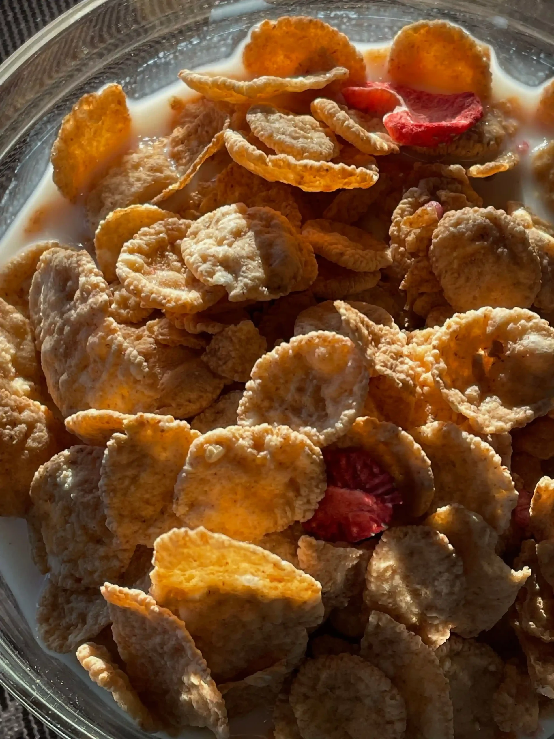 From Chili Crisp to Caramelized Cornflakes: The Bold Crunch Food Trend Everyone Is Trying