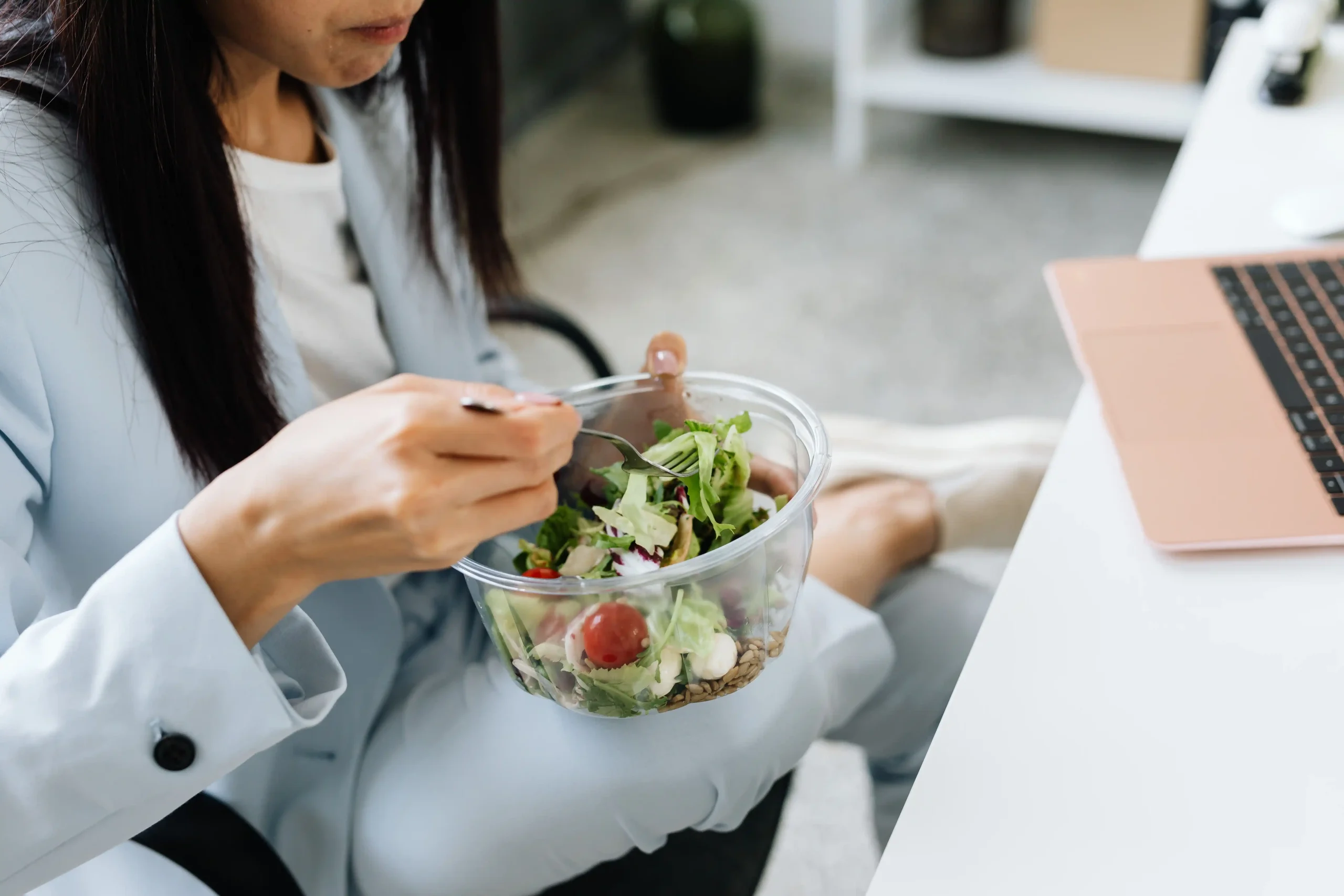 Why Is Eating Healthy So Hard in 2026? The Biggest Nutrition Challenges of Modern Life